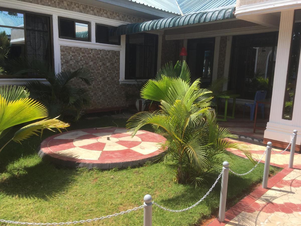 Dodoma Siesta Inn Екстериор снимка