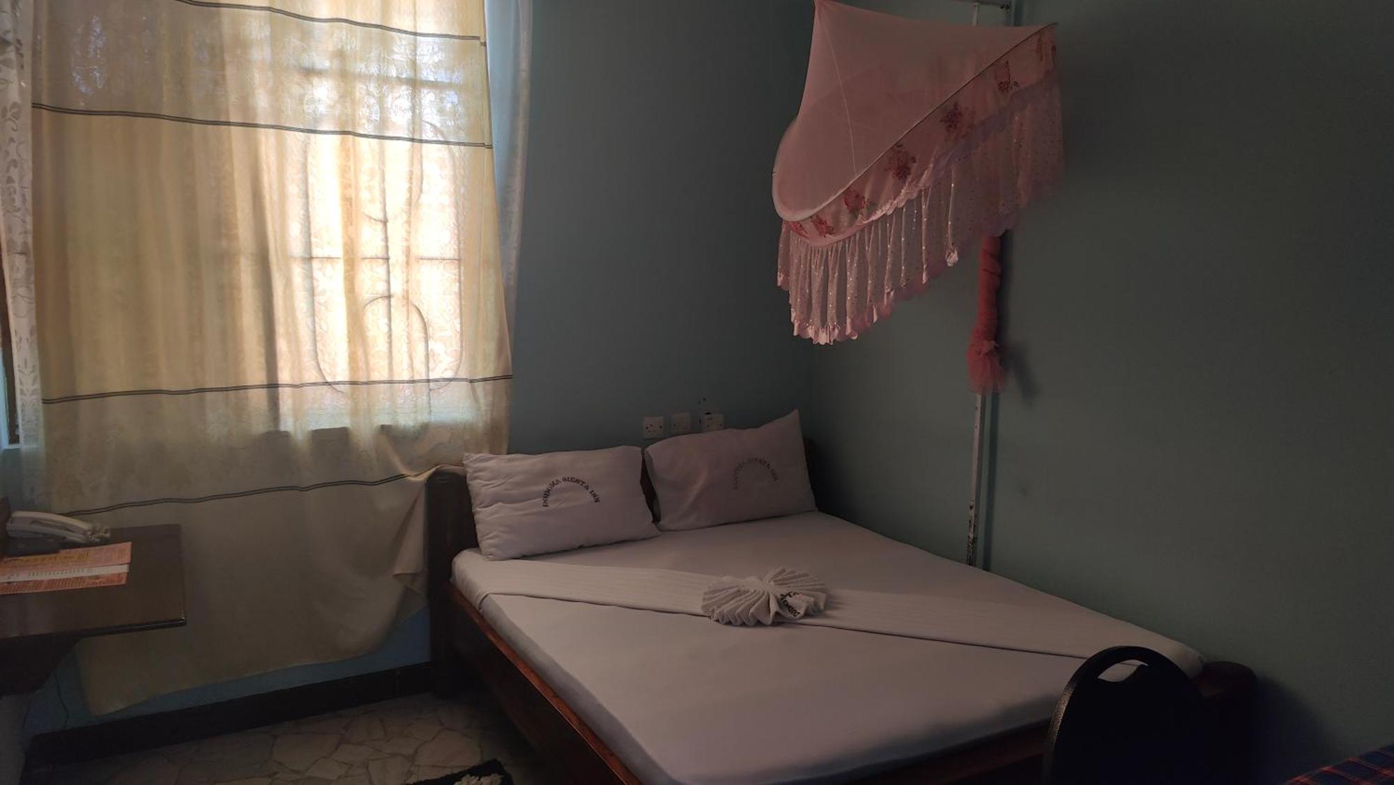 Dodoma Siesta Inn Екстериор снимка