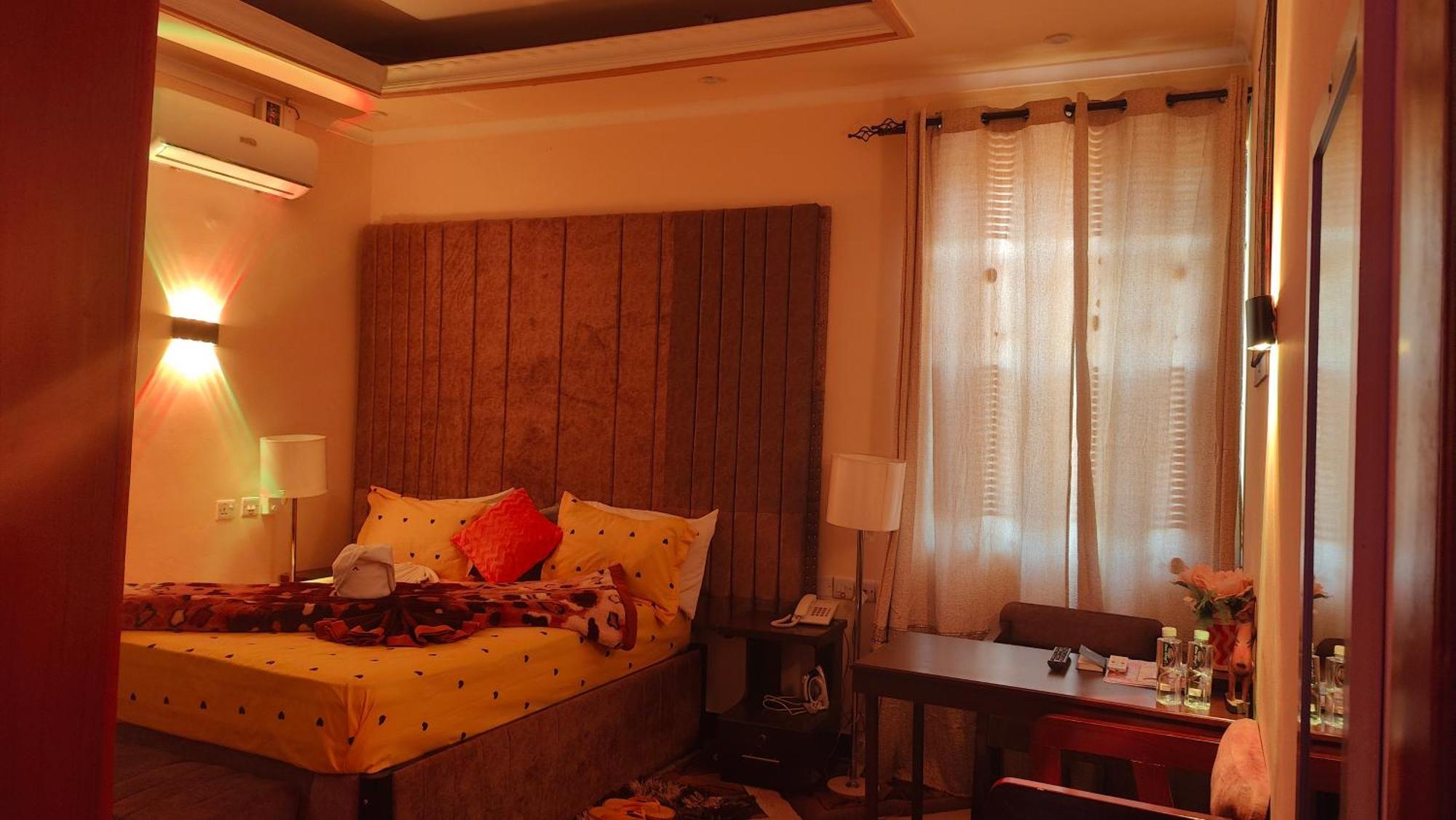 Dodoma Siesta Inn Екстериор снимка